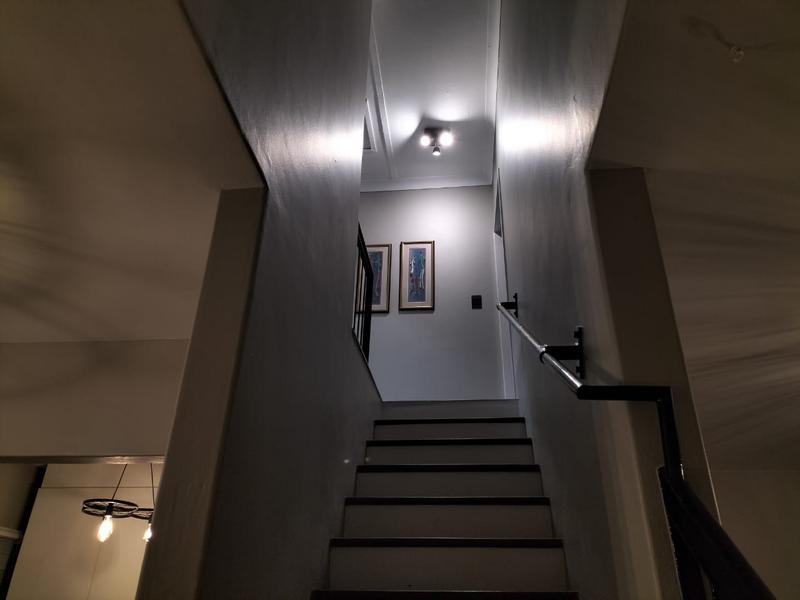 To Let 2 Bedroom Property for Rent in Rhodesfield Gauteng