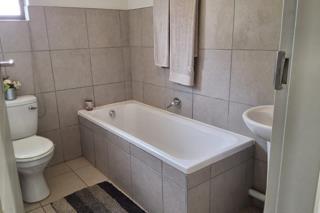 3 Bedroom Property for Sale in Golden Gardens Gauteng