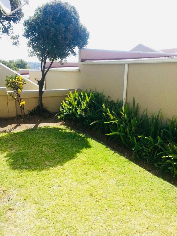 To Let 2 Bedroom Property for Rent in Vorna Valley Gauteng