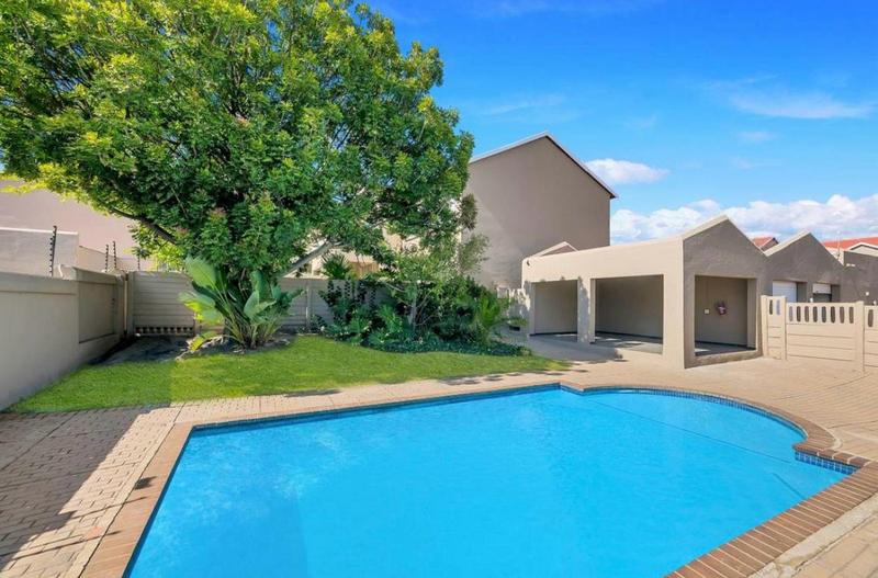 To Let 2 Bedroom Property for Rent in Vorna Valley Gauteng