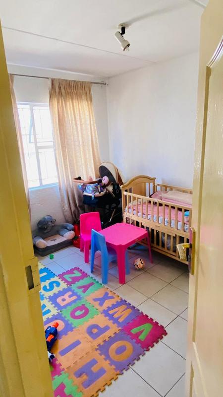 To Let 2 Bedroom Property for Rent in Vorna Valley Gauteng