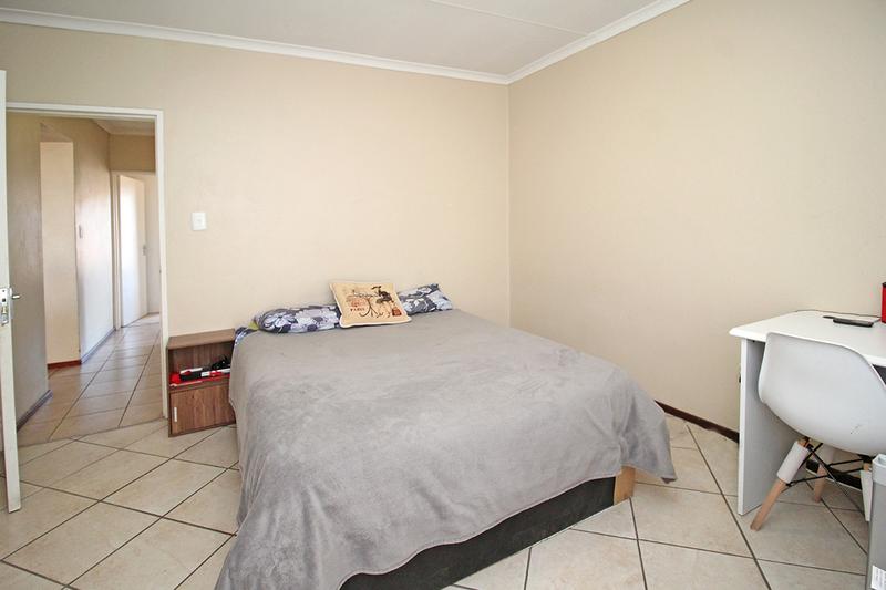 3 Bedroom Property for Sale in Erand Gardens Gauteng