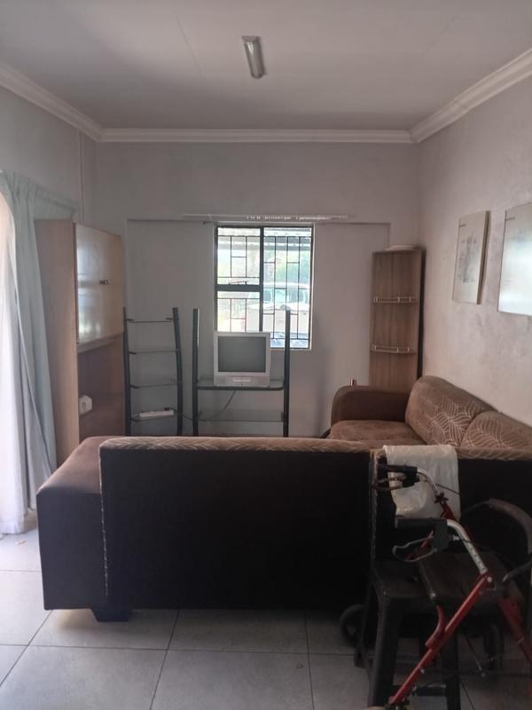 2 Bedroom Property for Sale in Claremont Gauteng