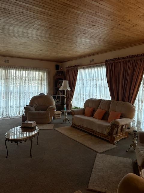 3 Bedroom Property for Sale in Wentworth Park Gauteng