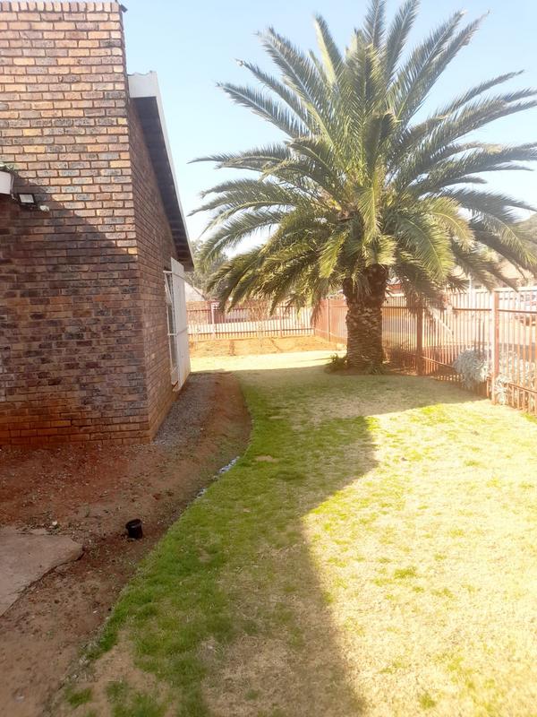 4 Bedroom Property for Sale in Meyerton Park Gauteng