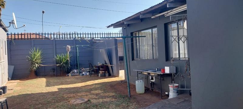 3 Bedroom Property for Sale in Primrose East Gauteng