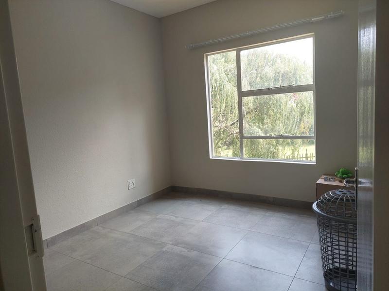 2 Bedroom Property for Sale in Halfway Gardens Gauteng