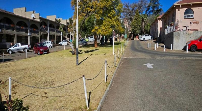1 Bedroom Property for Sale in Albertville Gauteng