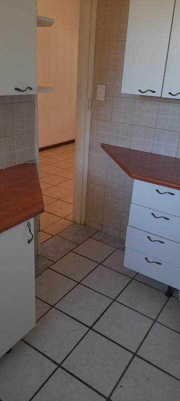 1 Bedroom Property for Sale in Albertville Gauteng