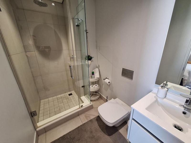 To Let 1 Bedroom Property for Rent in Waterfall Gauteng