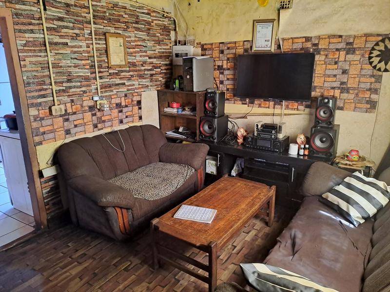 2 Bedroom Property for Sale in Dobsonville Gauteng