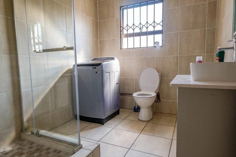 6 Bedroom Property for Sale in Verwoerdpark Gauteng