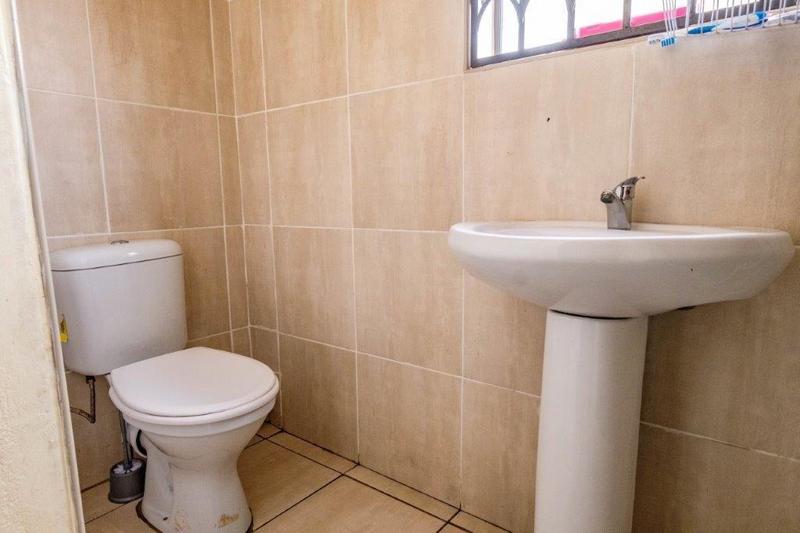 6 Bedroom Property for Sale in Verwoerdpark Gauteng