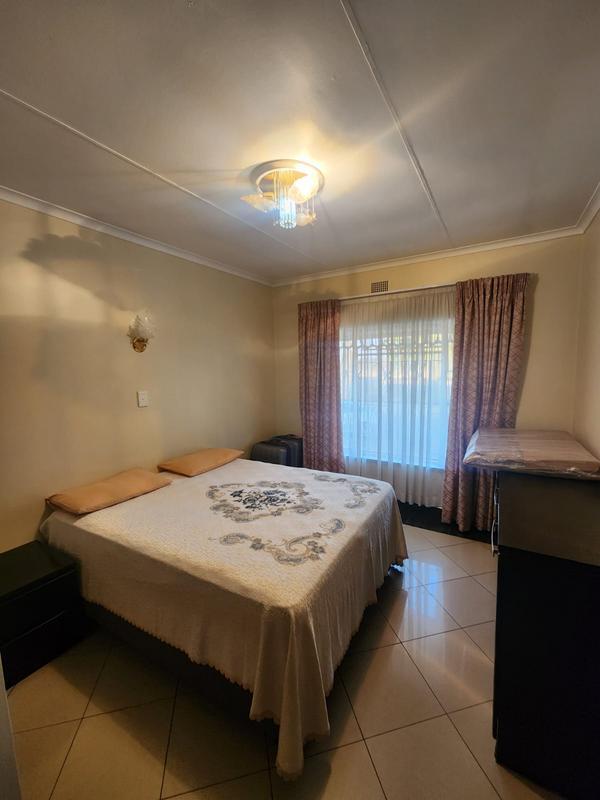 4 Bedroom Property for Sale in Laudium Gauteng