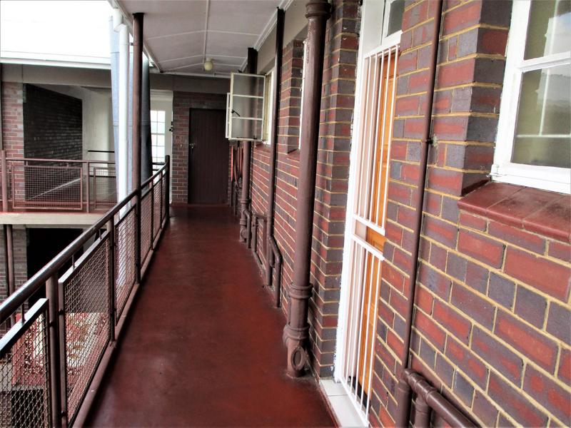 To Let 1 Bedroom Property for Rent in Mayville Gauteng