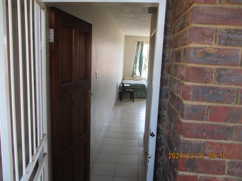 To Let 1 Bedroom Property for Rent in Mayville Gauteng