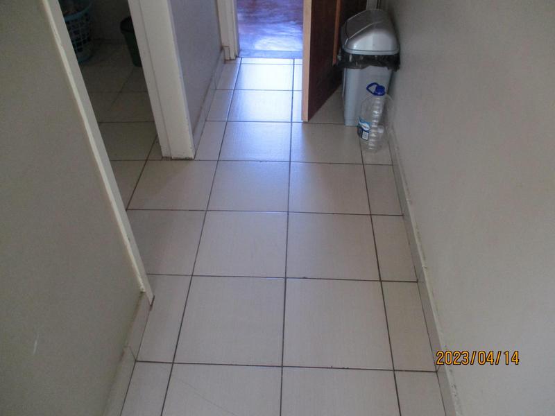 To Let 1 Bedroom Property for Rent in Mayville Gauteng
