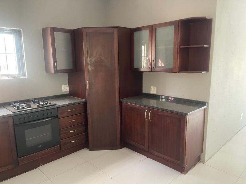 To Let 2 Bedroom Property for Rent in Roodepoort Gauteng