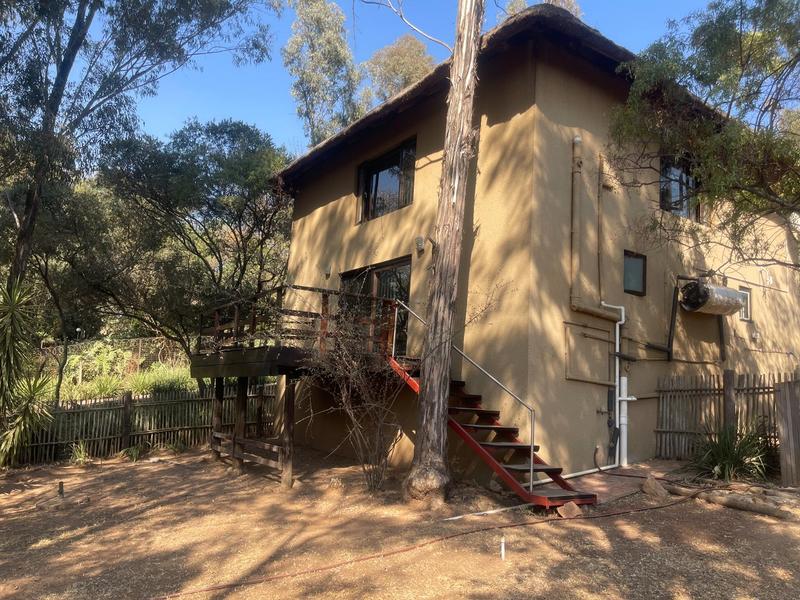 To Let 2 Bedroom Property for Rent in Roodepoort Gauteng
