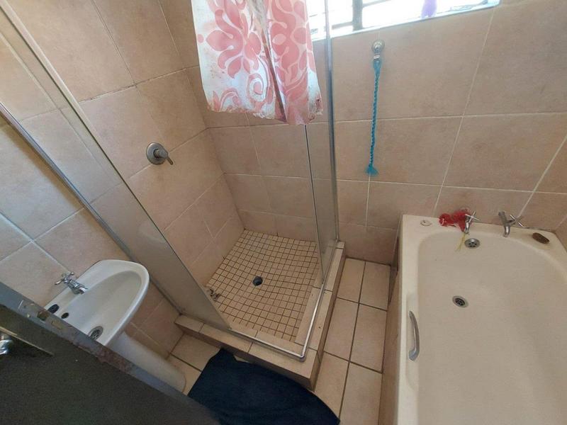 6 Bedroom Property for Sale in Philip Nel Park Gauteng