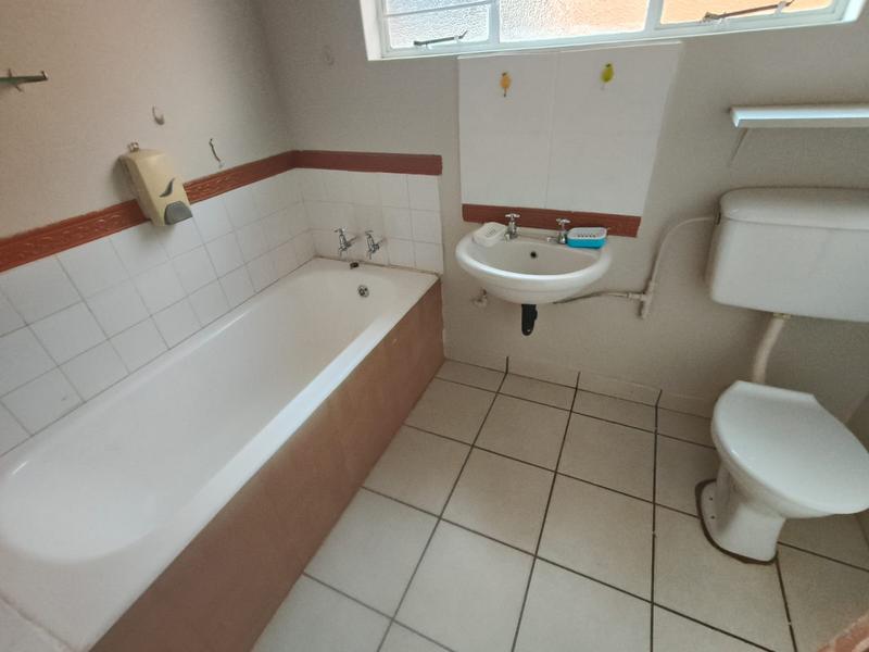 To Let 1 Bedroom Property for Rent in Strubenvale Gauteng