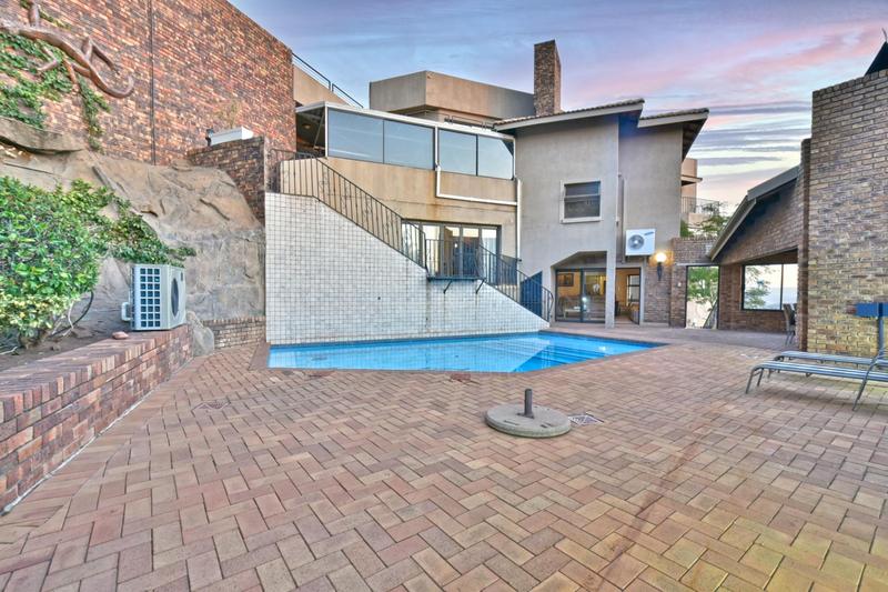 5 Bedroom Property for Sale in Bassonia Gauteng