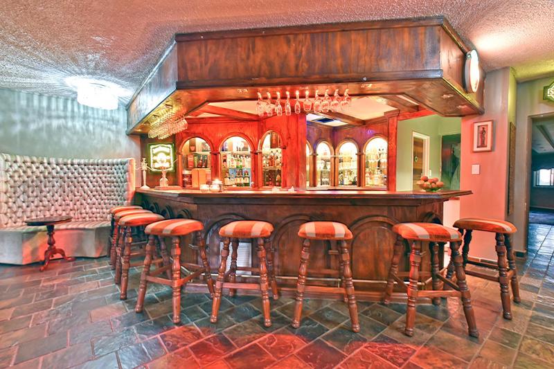 5 Bedroom Property for Sale in Bassonia Gauteng