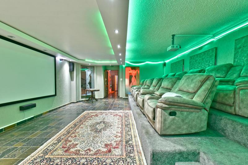 5 Bedroom Property for Sale in Bassonia Gauteng