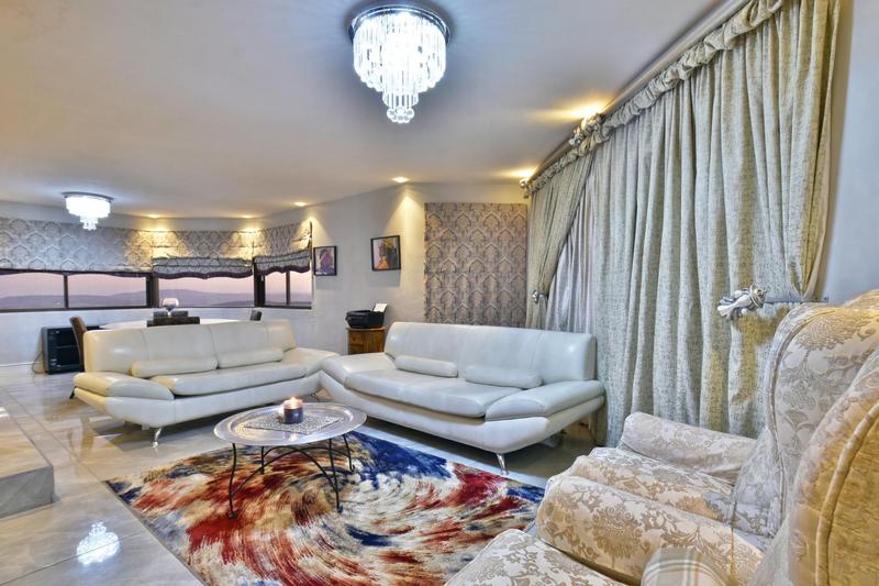 5 Bedroom Property for Sale in Bassonia Gauteng