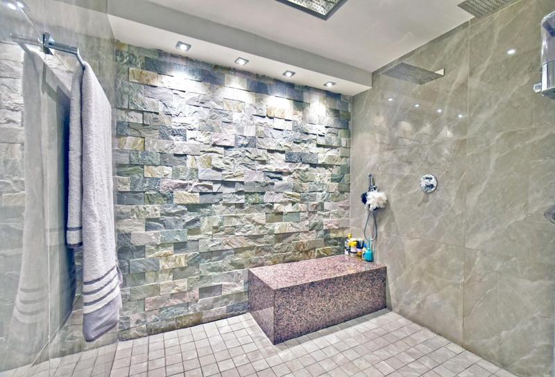 5 Bedroom Property for Sale in Bassonia Gauteng