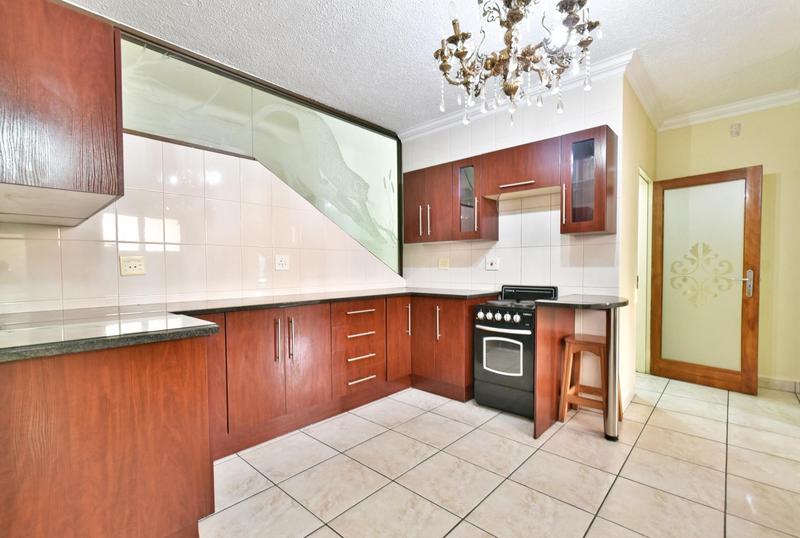 5 Bedroom Property for Sale in Bassonia Gauteng