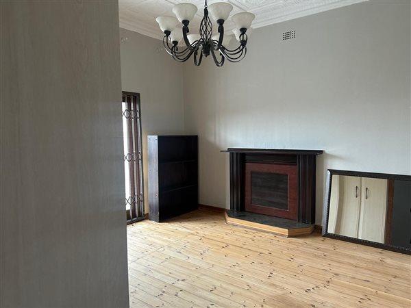 To Let 5 Bedroom Property for Rent in Brixton Gauteng