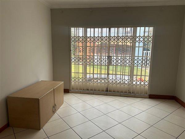 To Let 5 Bedroom Property for Rent in Brixton Gauteng