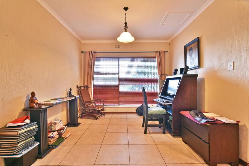 4 Bedroom Property for Sale in Northcliff Gauteng