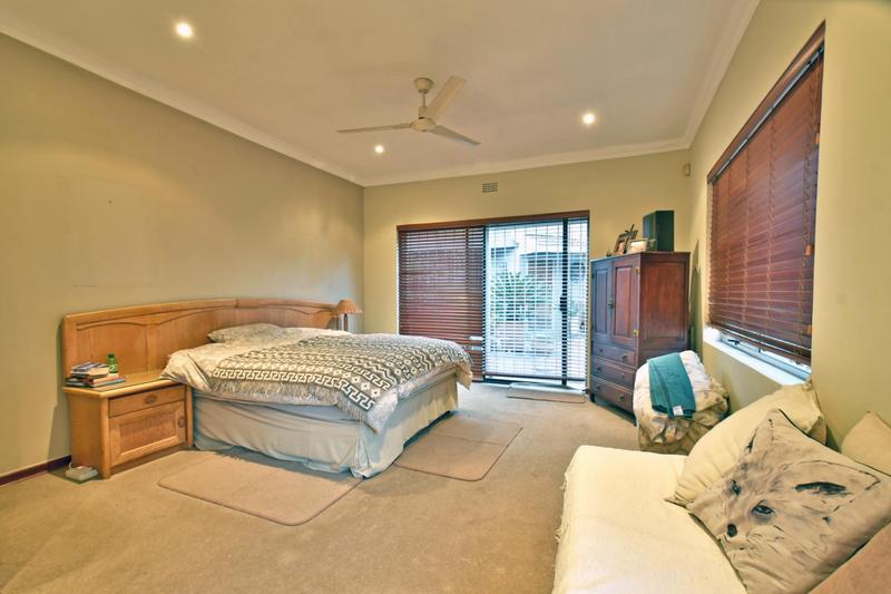 4 Bedroom Property for Sale in Northcliff Gauteng