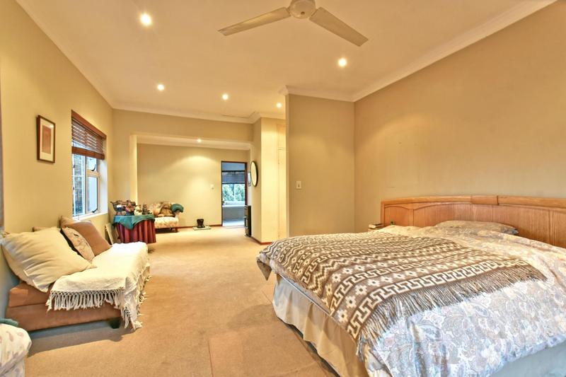 4 Bedroom Property for Sale in Northcliff Gauteng