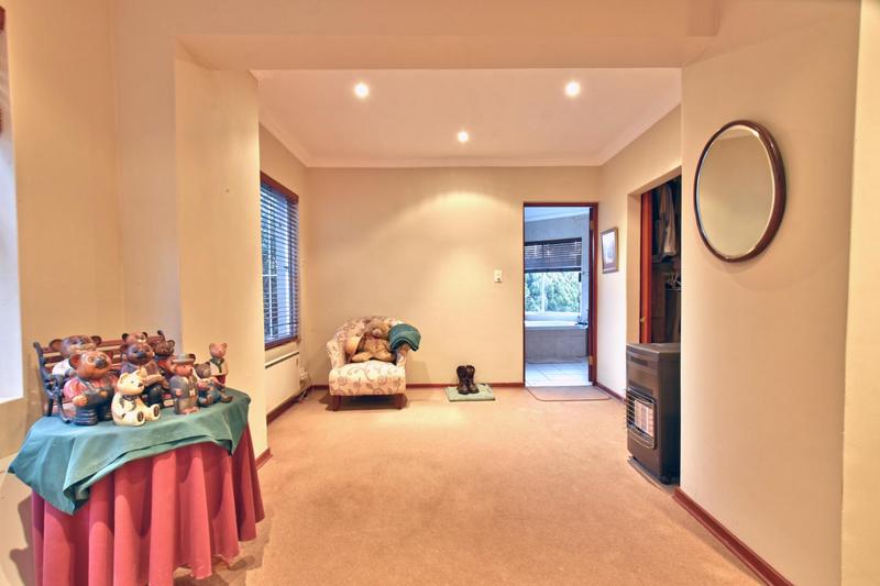 4 Bedroom Property for Sale in Northcliff Gauteng