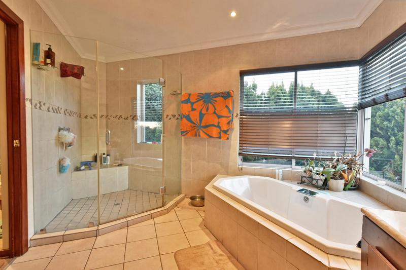 4 Bedroom Property for Sale in Northcliff Gauteng