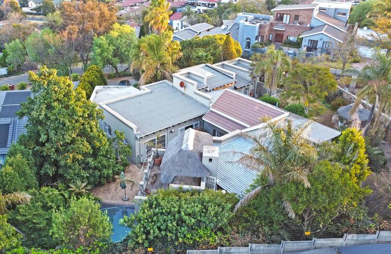 4 Bedroom Property for Sale in Northcliff Gauteng