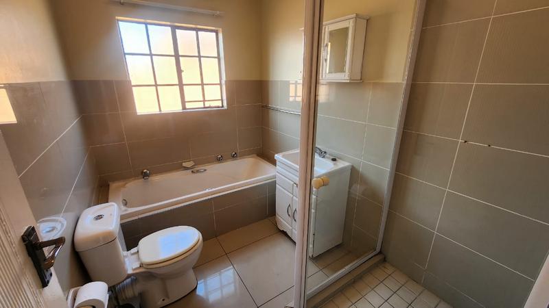 2 Bedroom Property for Sale in Meyersdal Gauteng