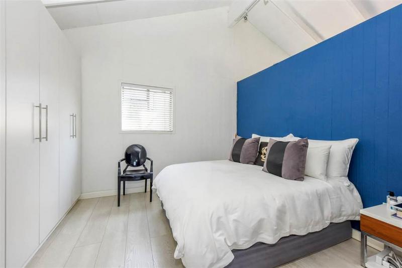 1 Bedroom Property for Sale in Sandton Central Gauteng