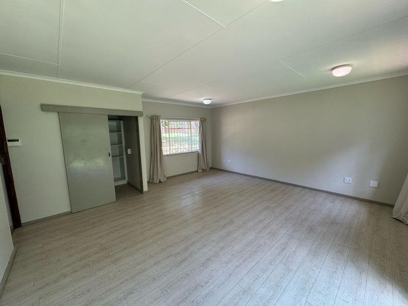 To Let commercial Property for Rent in Waterkloof A H Gauteng