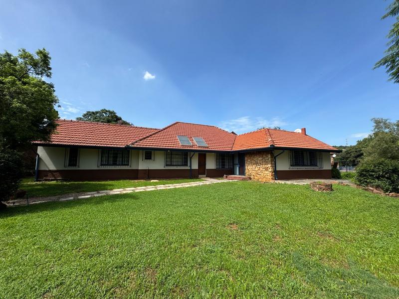 To Let commercial Property for Rent in Waterkloof A H Gauteng