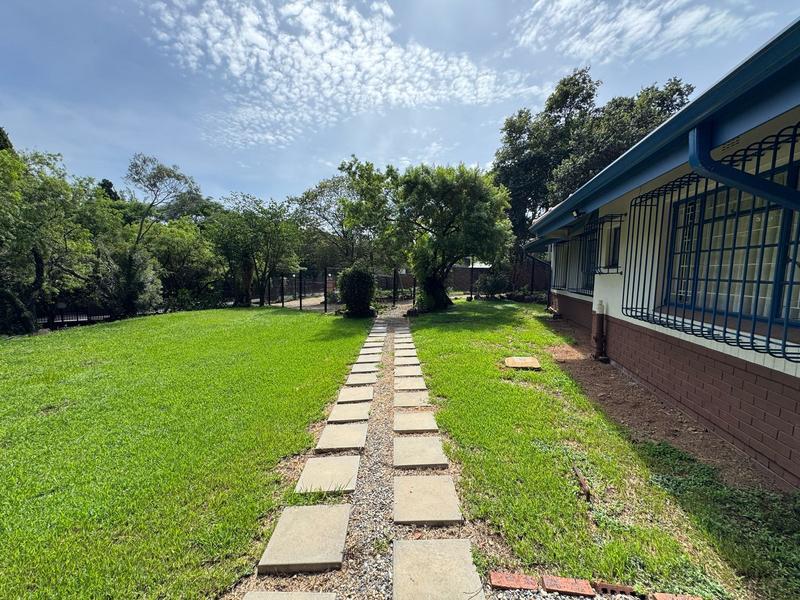 To Let commercial Property for Rent in Waterkloof A H Gauteng