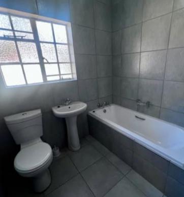 3 Bedroom Property for Sale in Cullinan Gauteng
