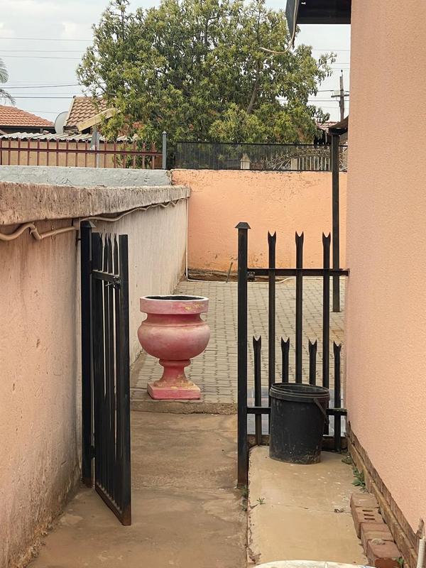 2 Bedroom Property for Sale in Pretoria Gauteng