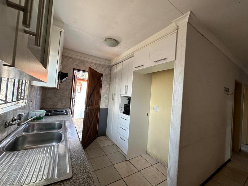 3 Bedroom Property for Sale in Lotus Gardens Gauteng