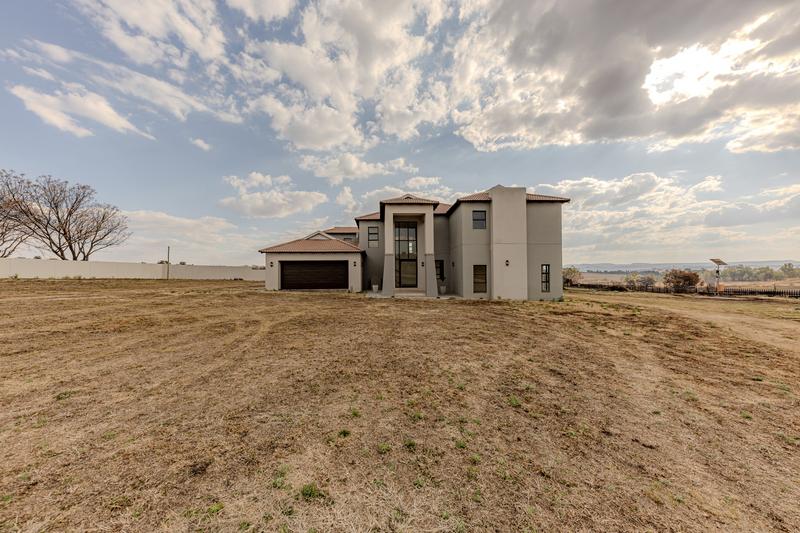 4 Bedroom Property for Sale in Lanseria Gauteng