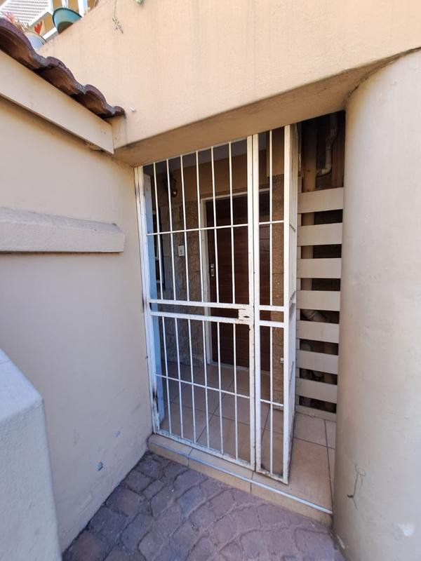 2 Bedroom Property for Sale in Delville Gauteng