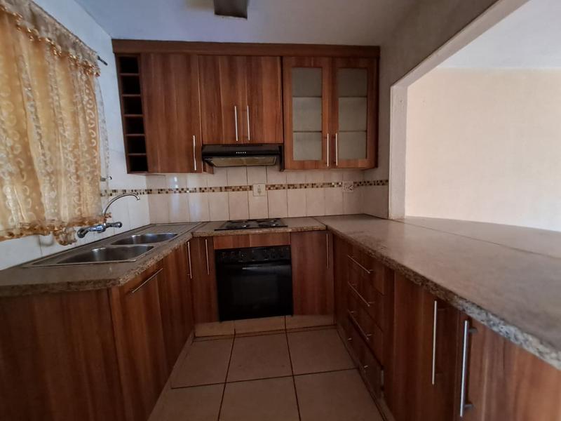 2 Bedroom Property for Sale in Delville Gauteng
